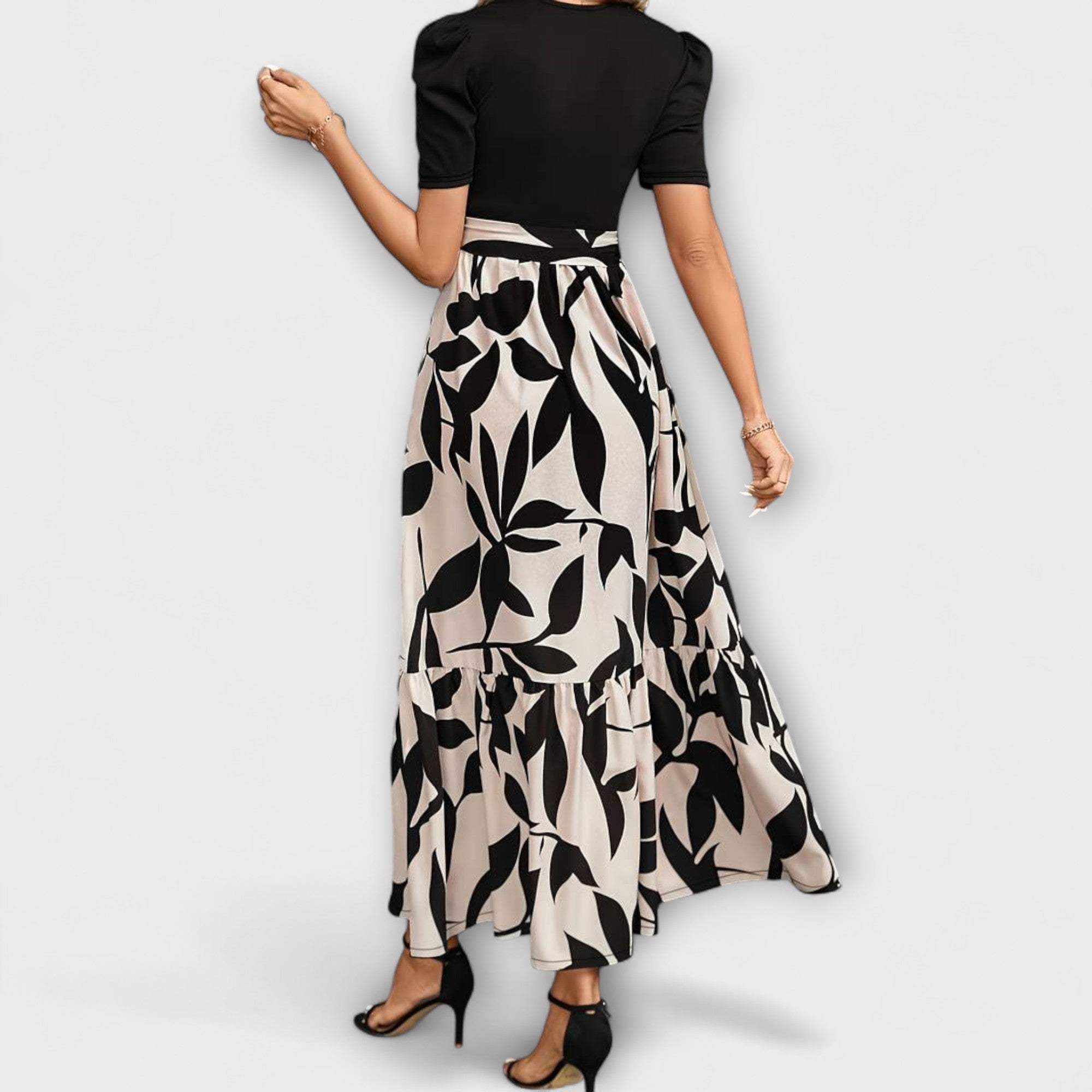 Luna - Çiçek Desenli Yaz Elbisesi ve Yuvarlak Yaka